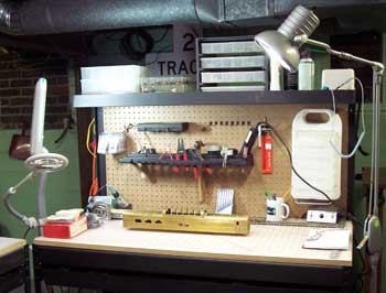 workbench-r (15K)